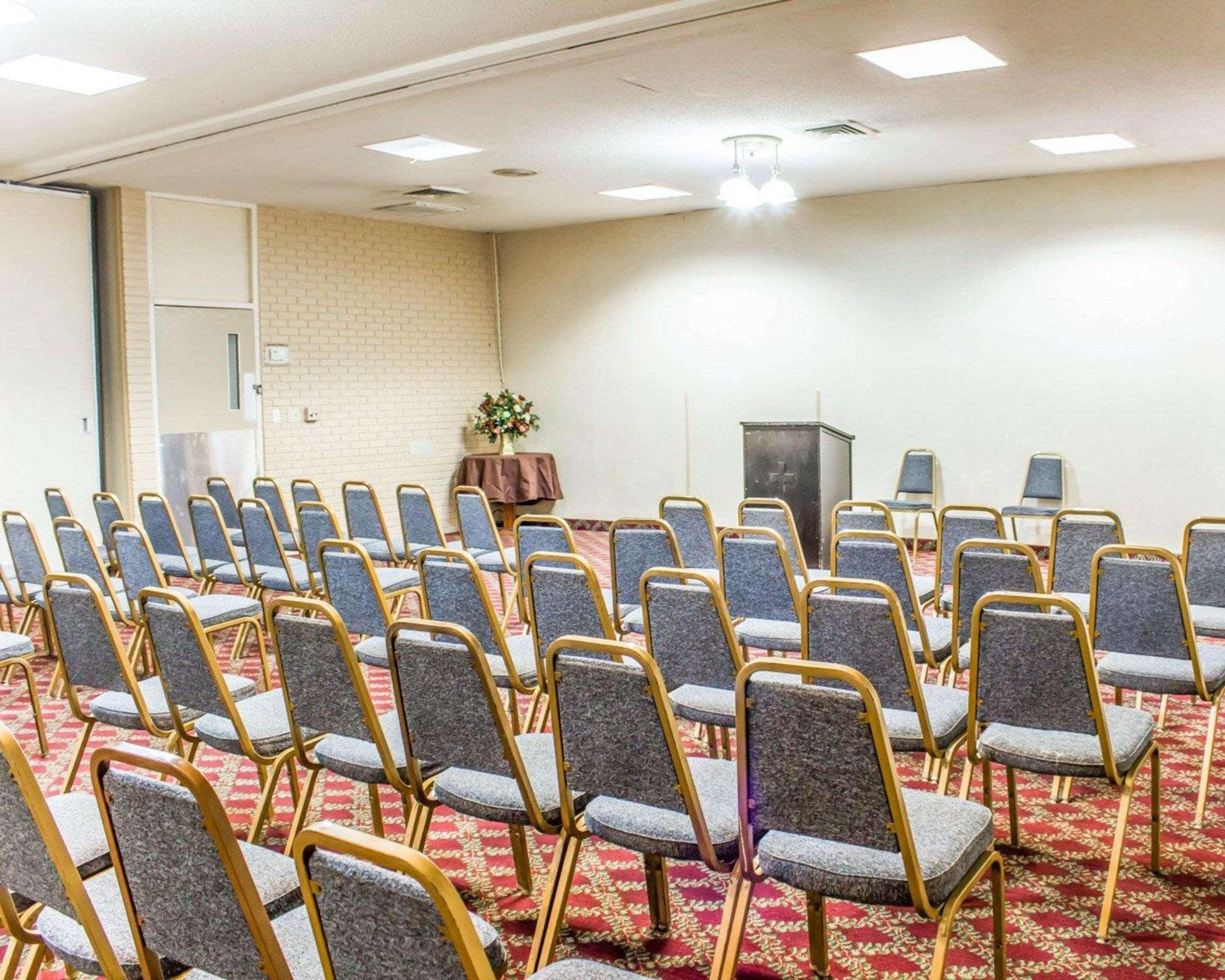 Dayspring Extended Stay Greensboro Ngoại thất bức ảnh