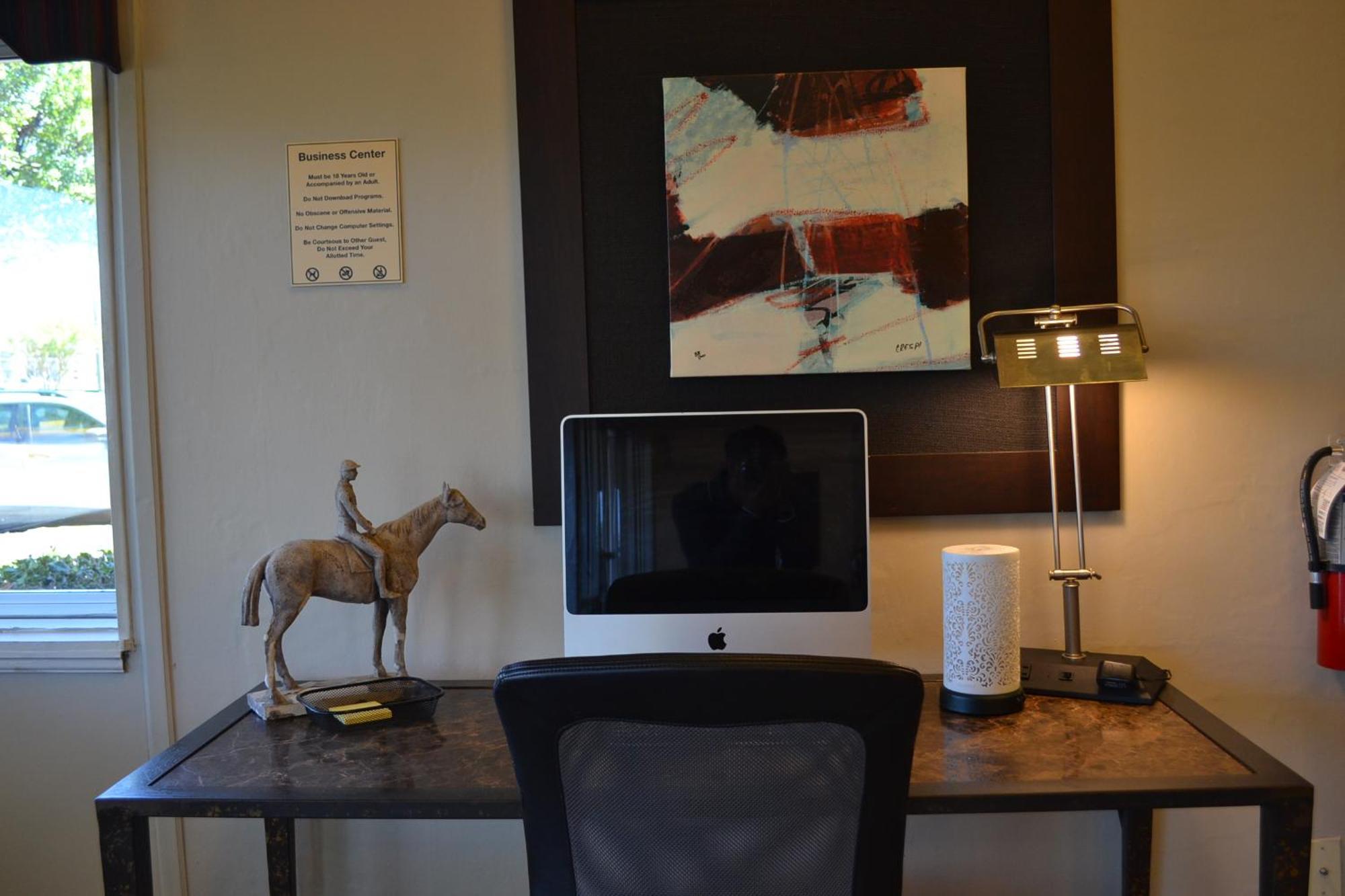 Dayspring Extended Stay Greensboro Ngoại thất bức ảnh