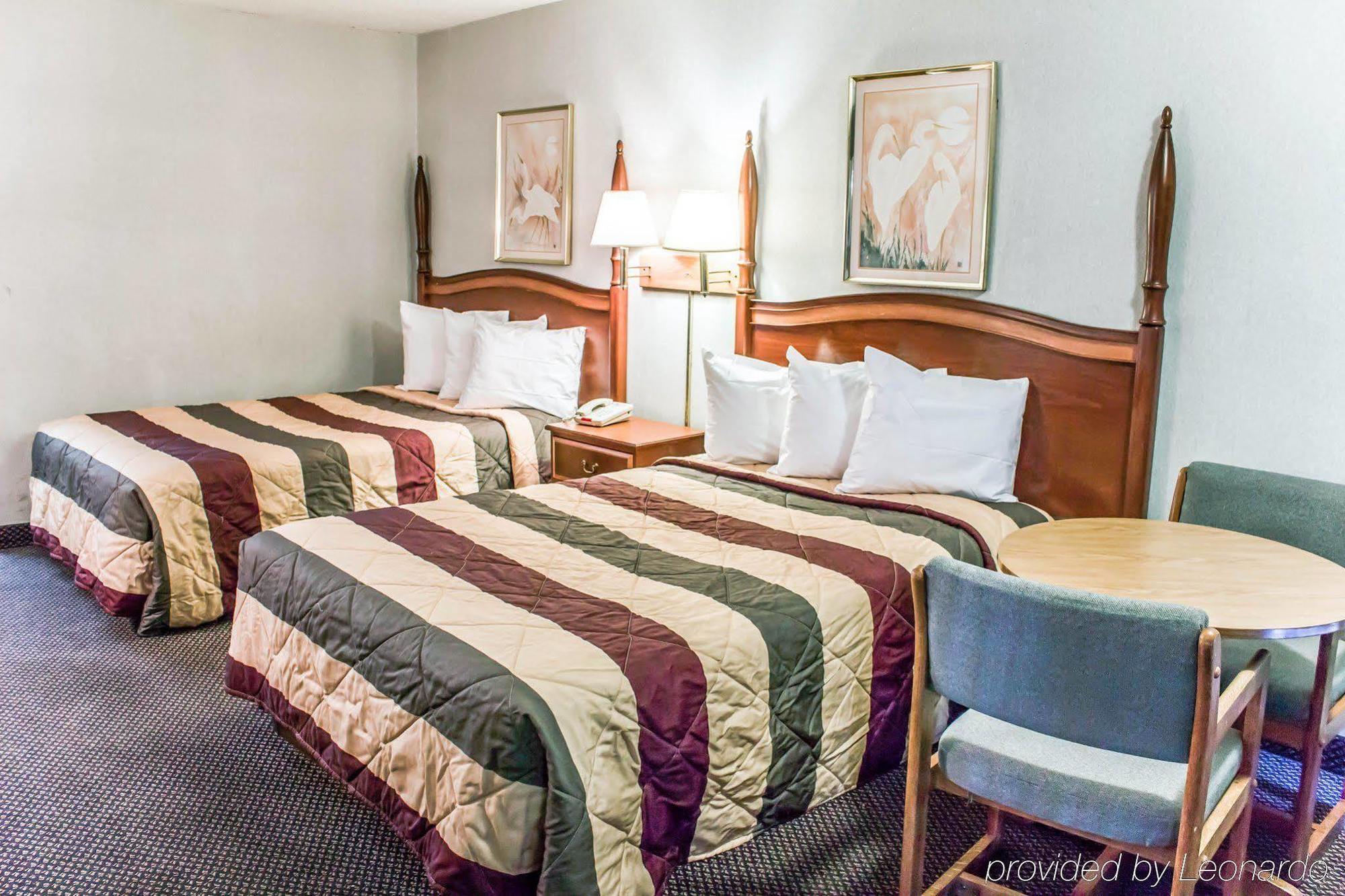 Dayspring Extended Stay Greensboro Ngoại thất bức ảnh