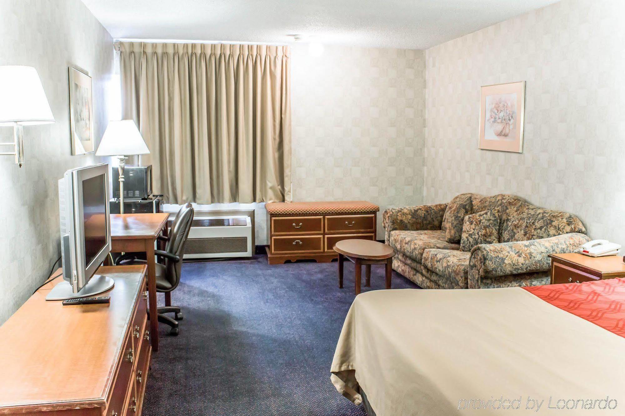 Dayspring Extended Stay Greensboro Ngoại thất bức ảnh